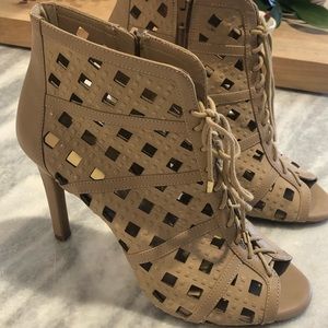 Gianni bono lace up peep toe booties